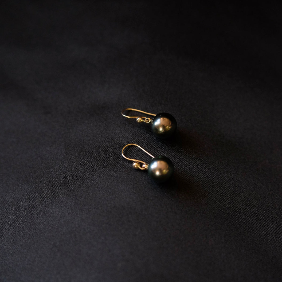Tahitian Pearl Drop Earrings with 14K Gold