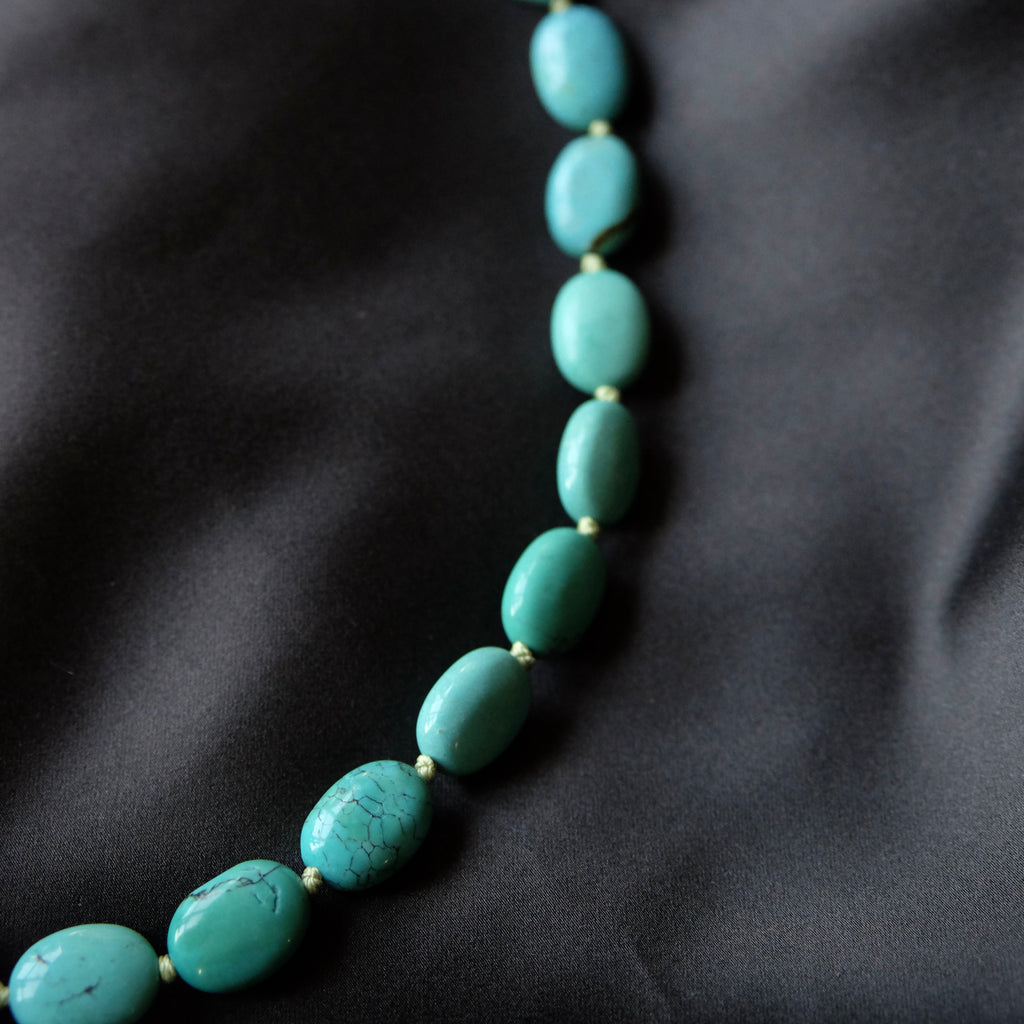 Clear Blue Turquoise Oval Beaded Necklace