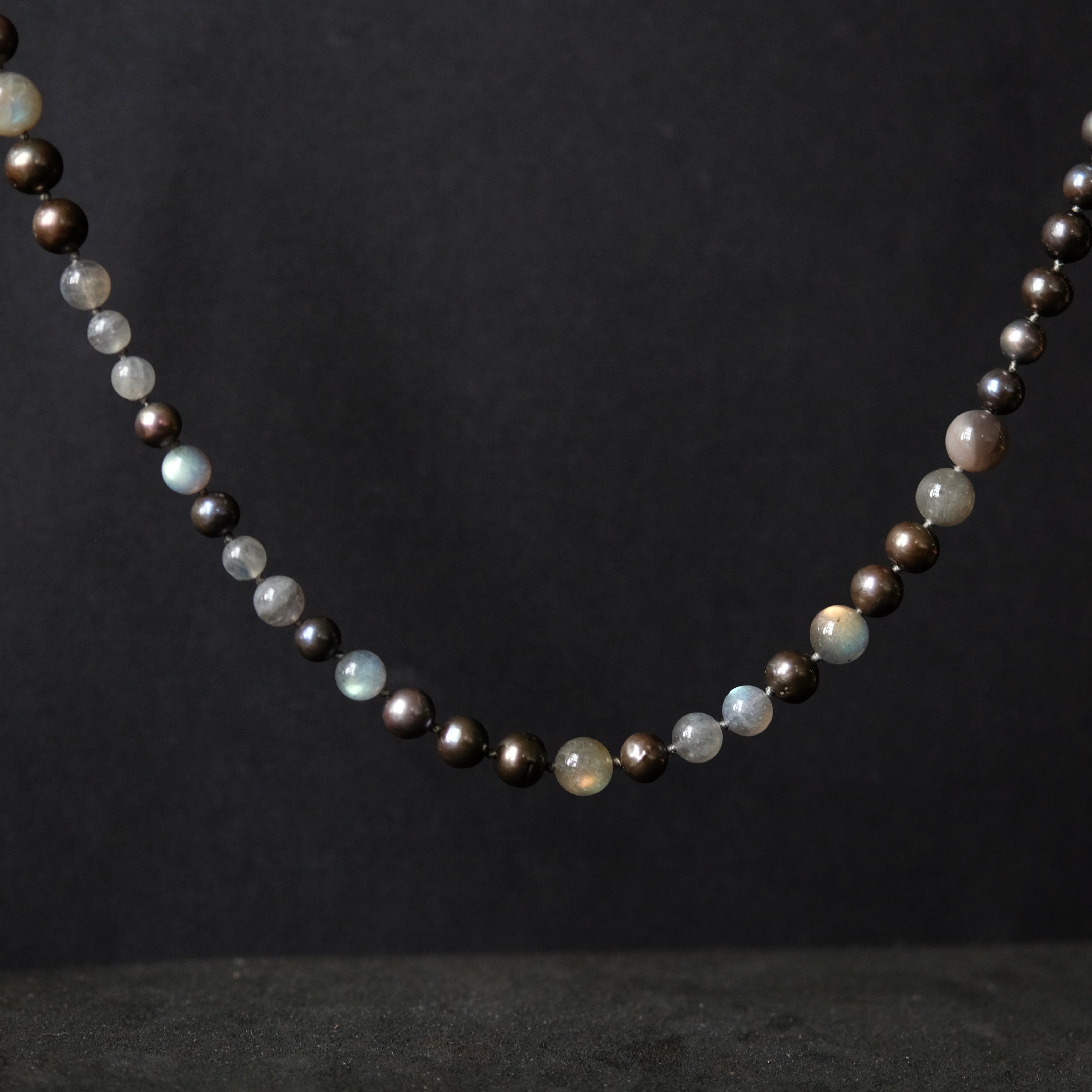 Black Pearl and Labrodorite Beaded Necklace