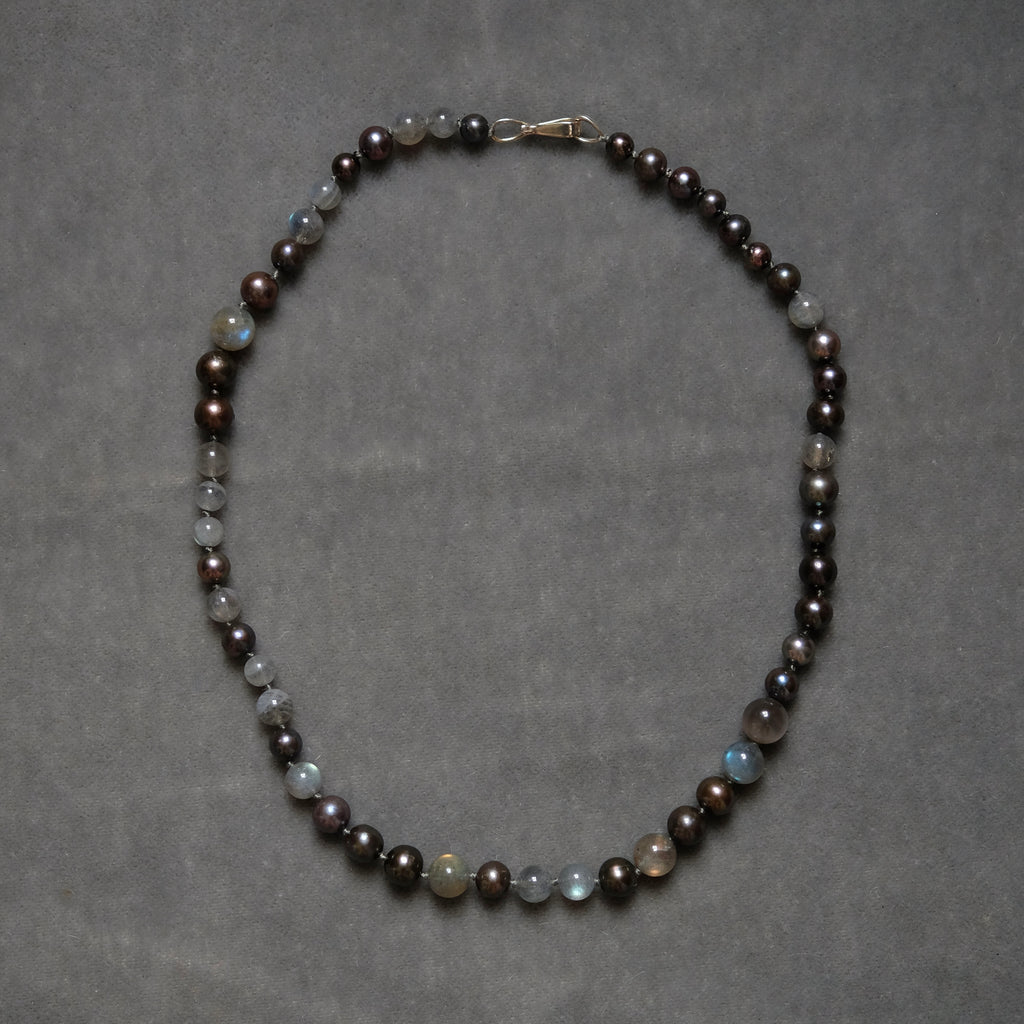 Black Pearl and Labrodorite Beaded Necklace