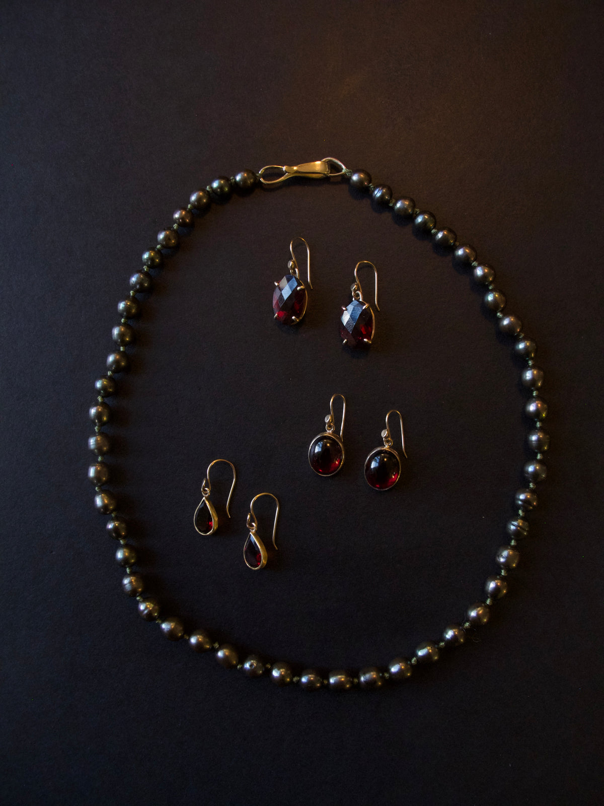 Black Pearl Necklace