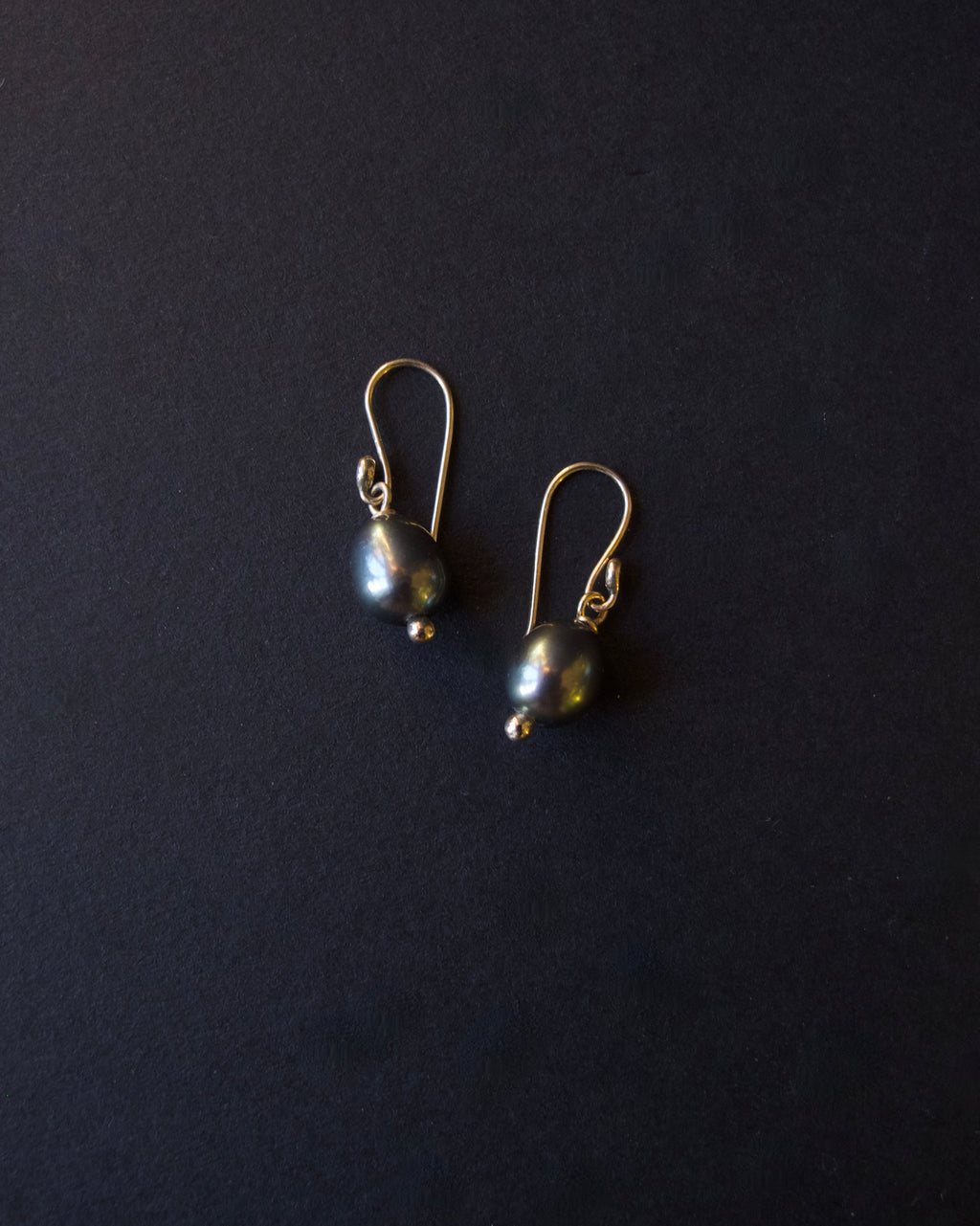 Black Pearl Earrings