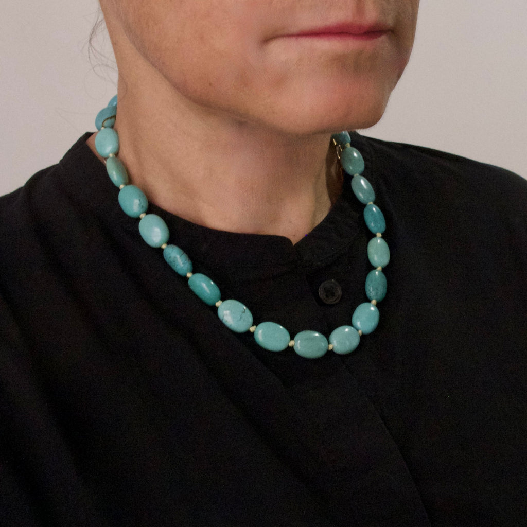 Clear Blue Turquoise Oval Beaded Necklace